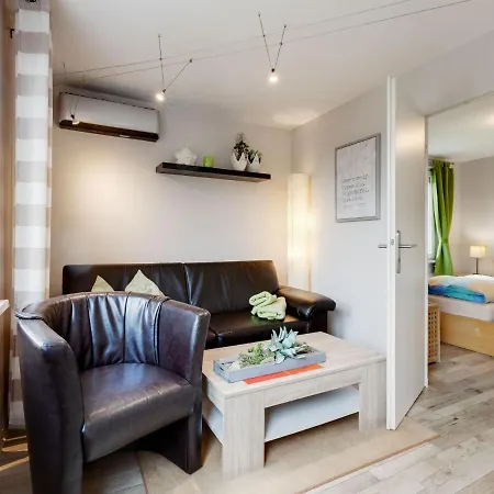 Ferienhaus Modern Holiday In Mosbach With Garden Wutha-Farnroda
